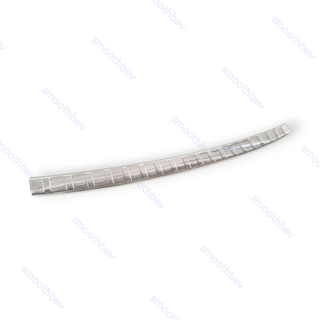 pol_pl_Nakladka-na-zderzak-tylny-do-Megane-E-Tech-Electric-2516_12-Photoroom